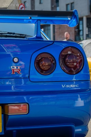CARS